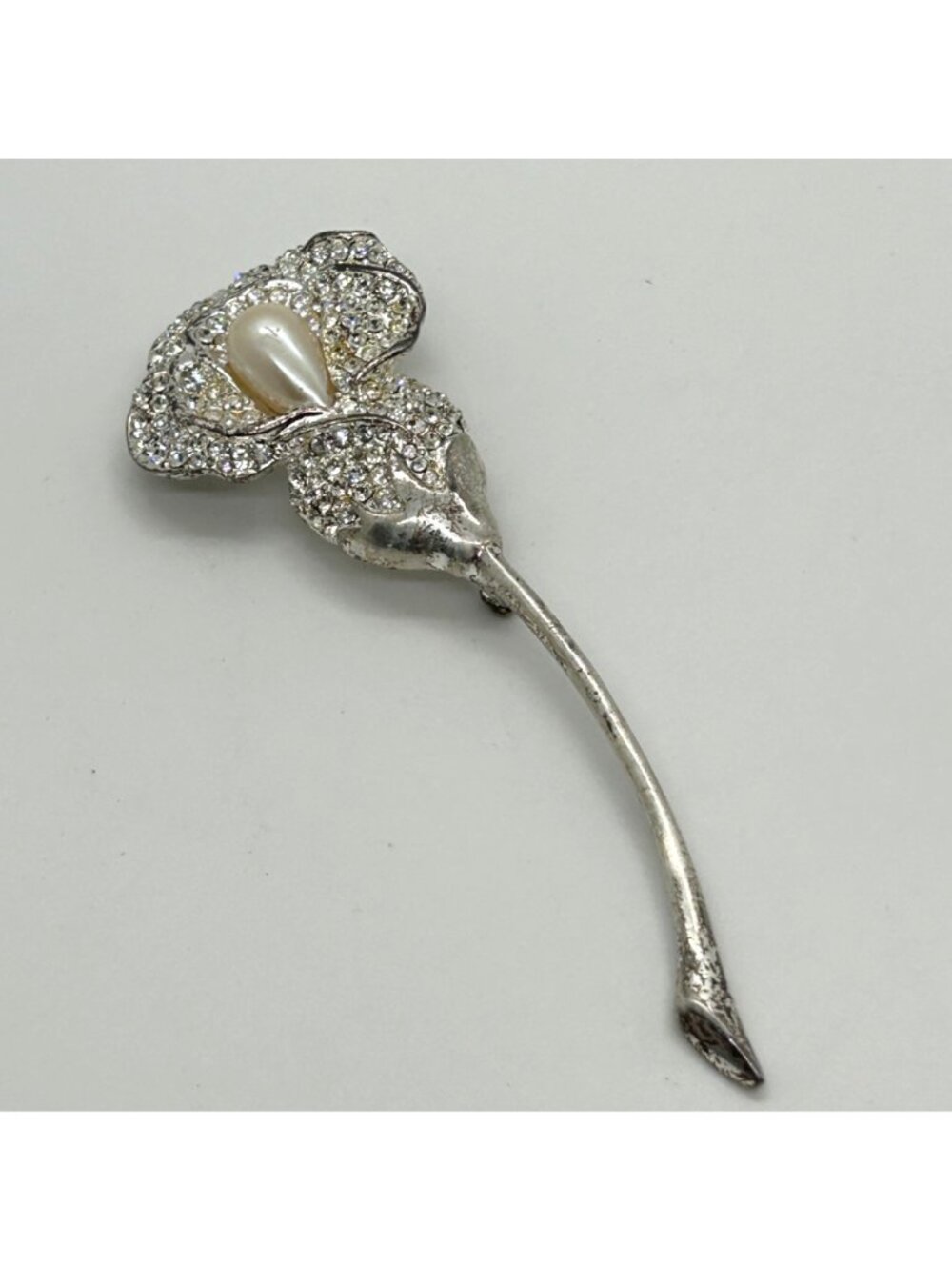 Vintage Napier Calla Lily Brooch Faux Pearl Rhinestones Pave' Silvertone 4" - Picture 2 of 10
